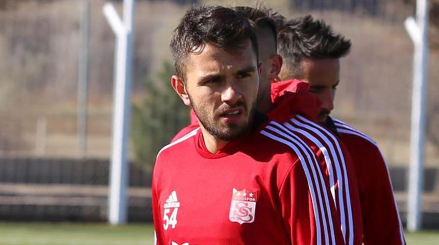 Emre Kılınç: Ligin zirvesinde kalıcı olmayı arzuluyoruz