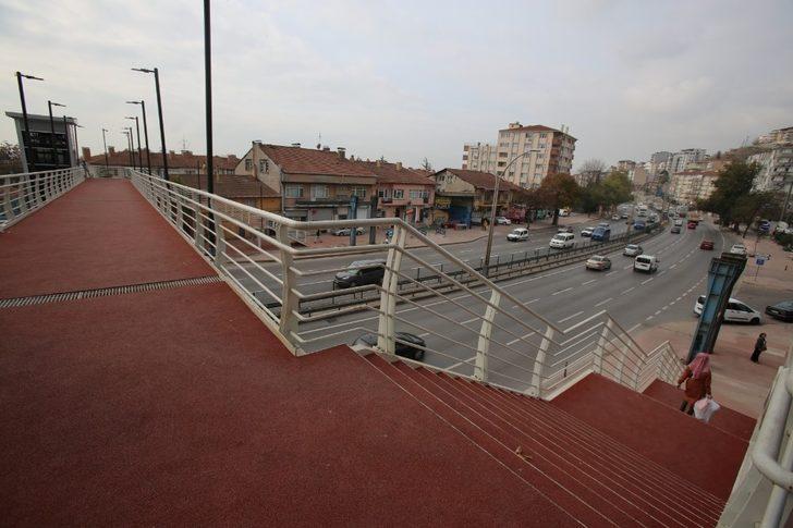 Modern Çetin Emeç Üst Geçidi vatandaşın kullanımına açıldı G3