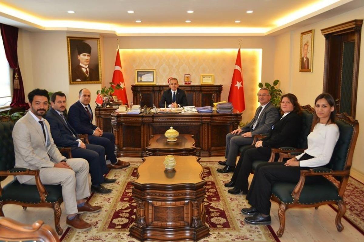 &Ouml;ğretmenlerden Tosya Kaymakamına Ziyaret