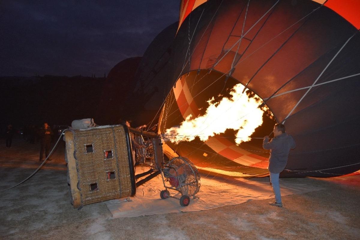 45 &ouml;ğretmen beyaz cennet Pamukkale&rsquo;yi kuş bakışı izledi