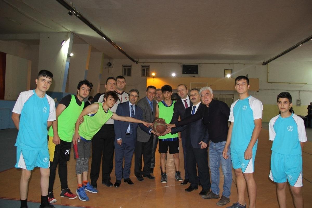 Kırıkkale&rsquo;de 3X3 Basketbol Turnuvası