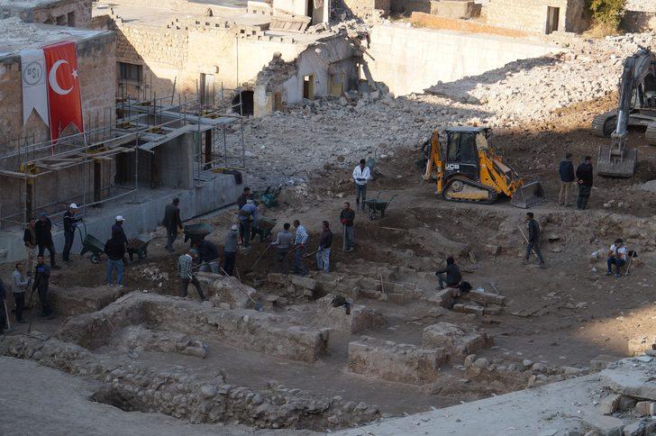 Hasankeyf'te Roma dönemine ait han, hamam ve konaklar bulundu G5