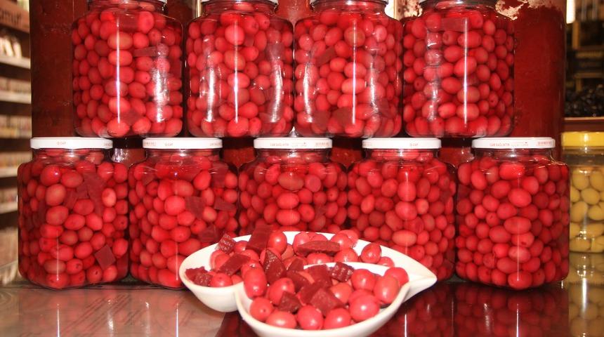 Kırmızı zeytin nasıl yapılır? 