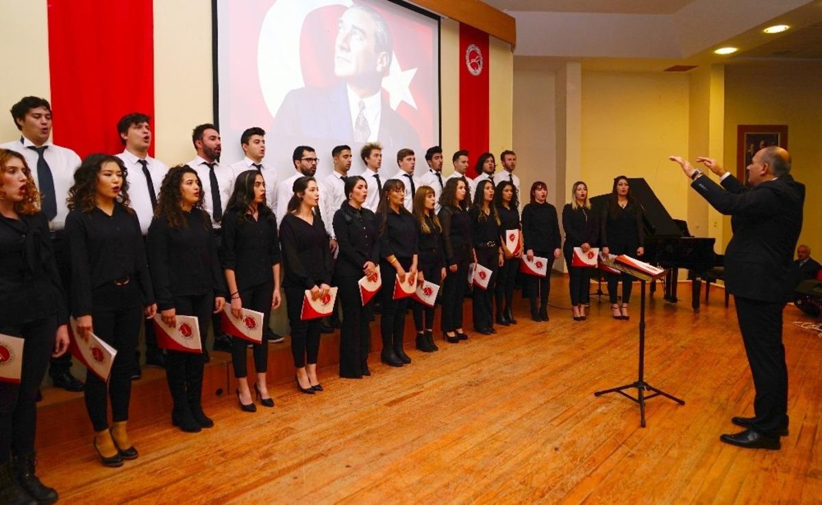&Ouml;ğretmenlere, konferans, sergi, panel, s&ouml;yleşi ve konser d&uuml;zenlendi