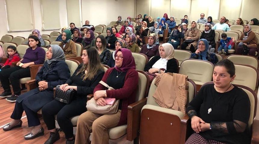 Velilere "aile i&ccedil;i şiddet" anlatıldı