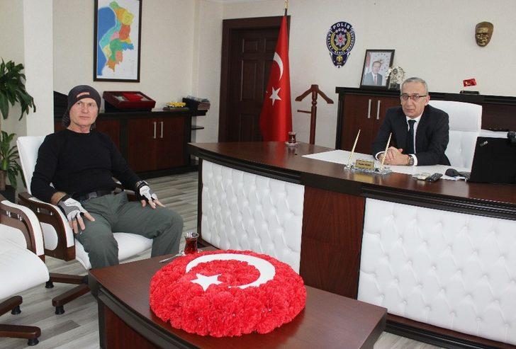 1600 kilometre pedal çevirerek Hatay’a geldi G3