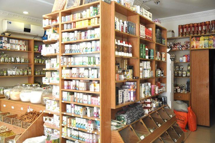 Aktarda satılan ürünler ilgi görüyor G3