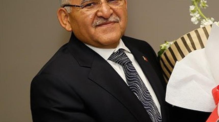 Başkan B&uuml;y&uuml;kkılı&ccedil; a&ccedil;ıkladı