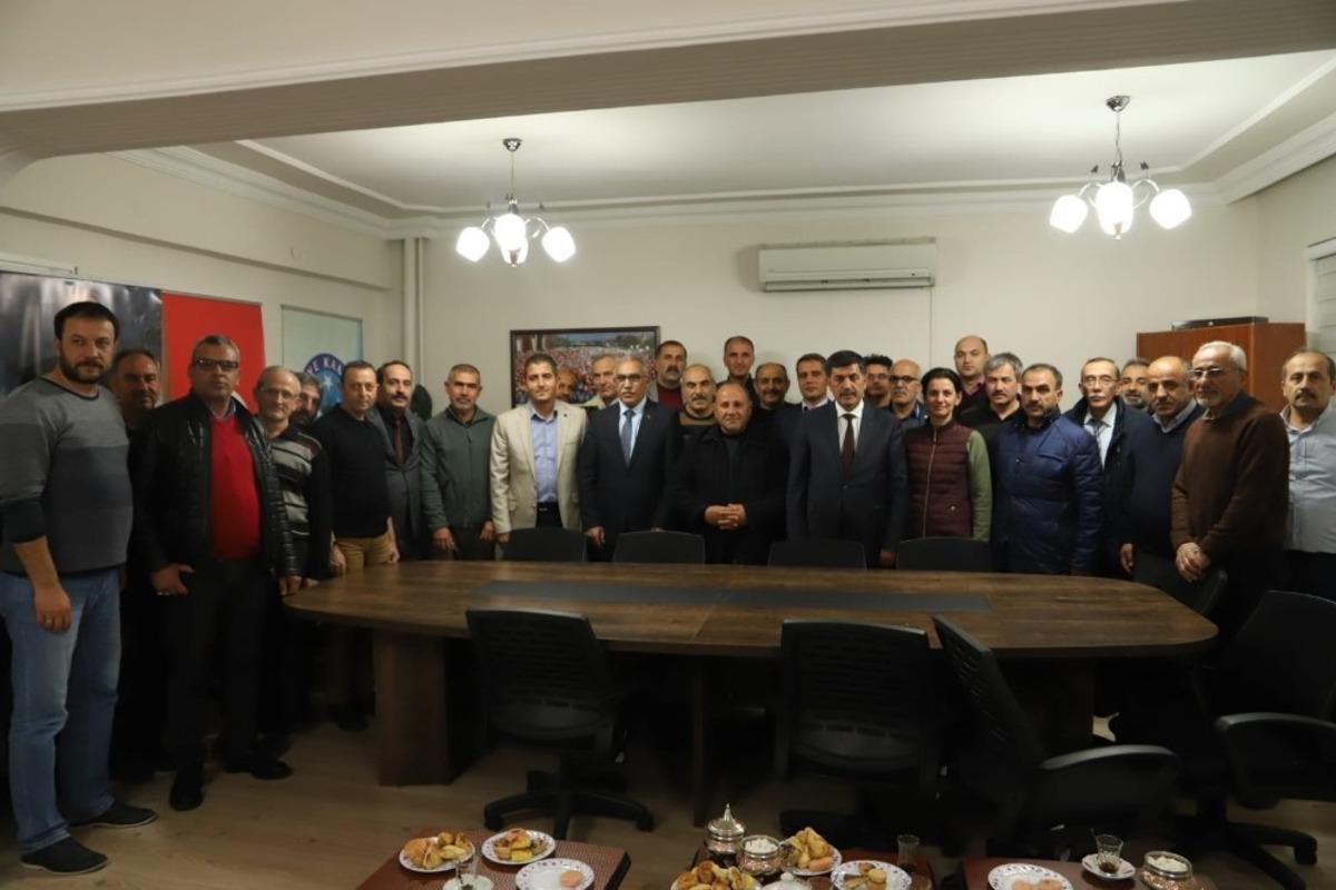 Başkan Aksun, iadeyi ziyaretlerde bulundu