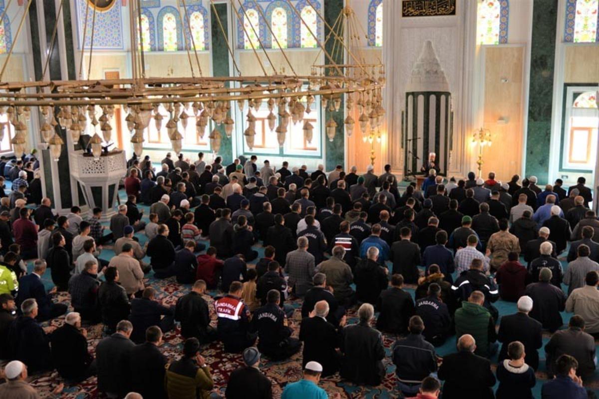 Şehit Jandarma Uzman &Ccedil;avuş Kaya i&ccedil;in mevlit okutuldu