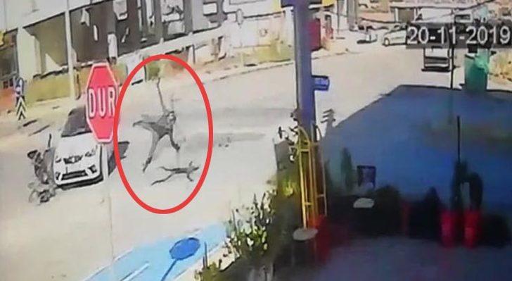 Denizli'de feci kaza! Metrelerce havaya uçtu G2