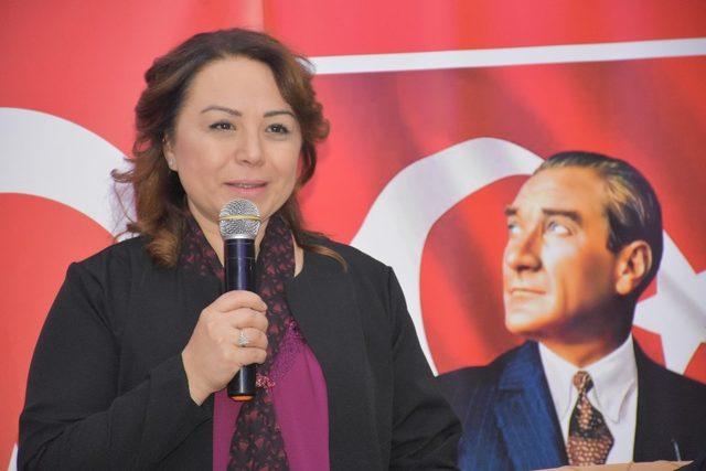 Turgut Özal Üniversitesinde Öğretmenler Günü etkinliği