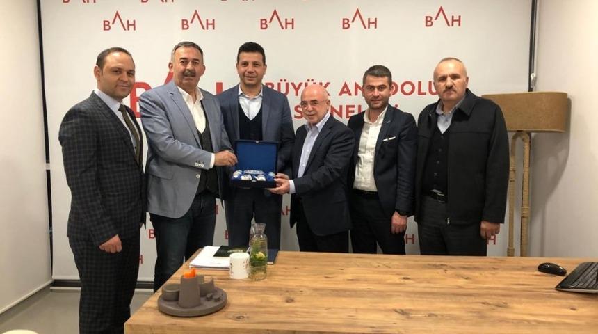 Nakif Yılmaz: &ldquo;T&uuml;rkiye&rsquo;deki &ouml;zel hastaneler i&ccedil;erisinde &ouml;nc&uuml;&rdquo;