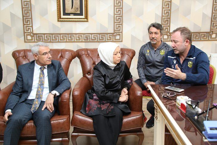 AK Parti Milletvekili Çalık'tan Yeni Malatyaspor'a ziyaret G2