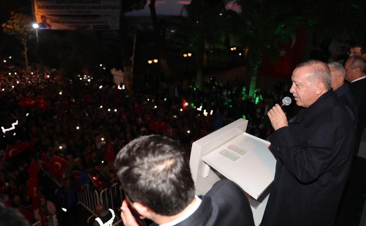 Cumhurbaşkanı Erdoğan'dan Bayındır'a tarıma dayalı ihtisas organize sanayi m&uuml;jdesi