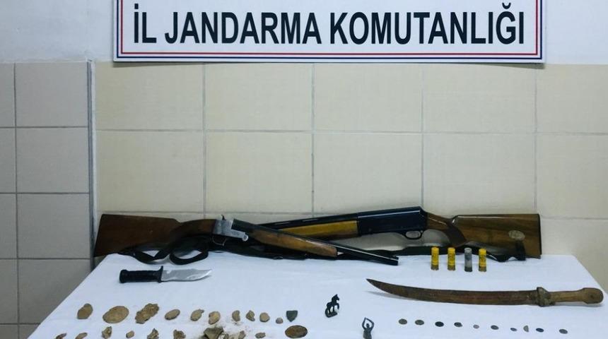 Tarihi eserlerle yakalandılar