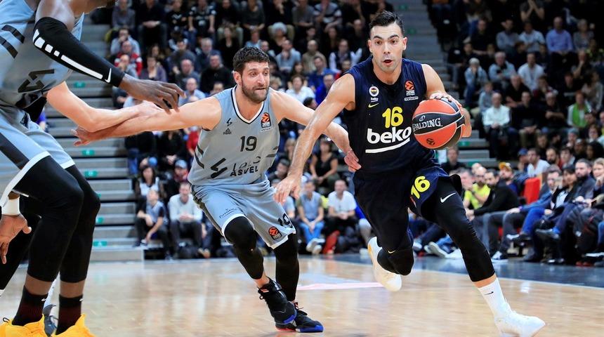 Fenerbahçe Beko deplasmanda ilk kez kazandı