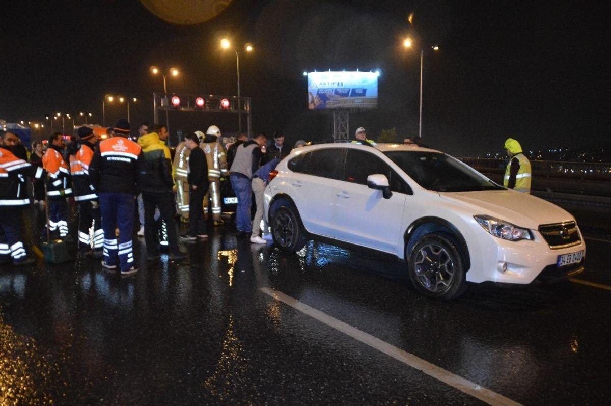 İstanbul Esenyurt&rsquo;ta 11 ara&ccedil; zincirleme trafik kazasına karıştı