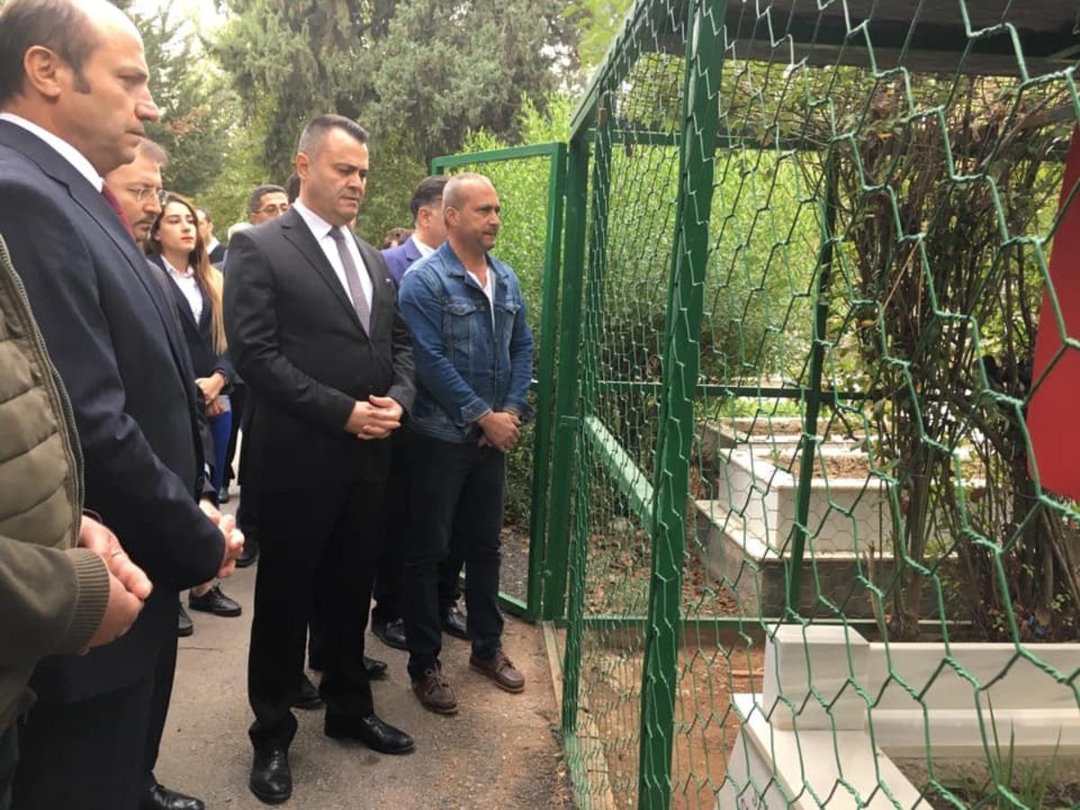 Kaymakam Otcu, Şehit &Ouml;ğretmen Temizkan&rsquo;ı kabrini ziyaret etti