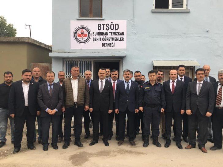 Kaymakam Otcu, Şehit Öğretmen Temizkan’ı kabrini ziyaret etti G4