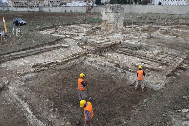 2. Mahmut döneminde yapılmıştı, Edirne'deki 'kayıp cami'yi mahkumlar ortaya çıkardı G4