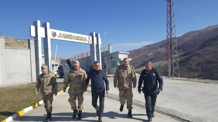 Kaymakam Özkan’dan güvenlik güçlerine ziyaret G3