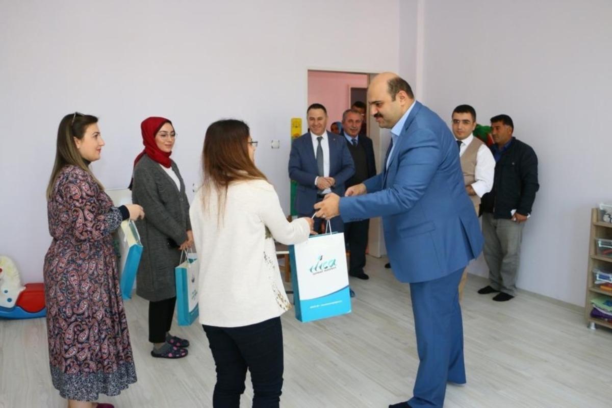 Başkan Orhan&rsquo;dan &ouml;ğretmenlere anlamlı ziyaret