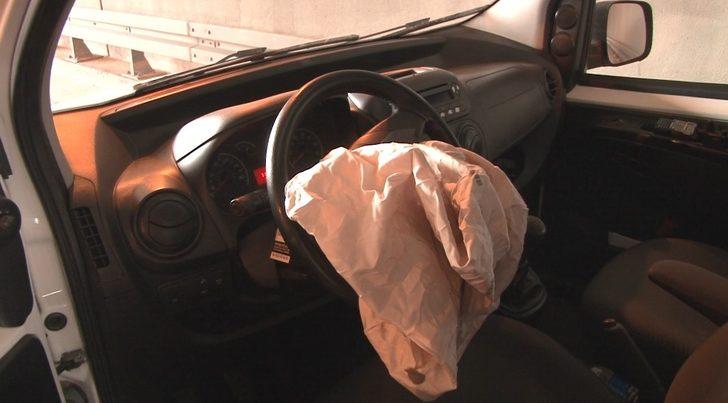 İstanbul Fatih'te ortalık savaş alanına döndü! 15 araç yolda kaldı G4