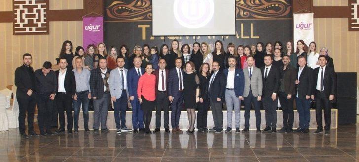 Uğurlu öğretmenler günlerini kutladı G3