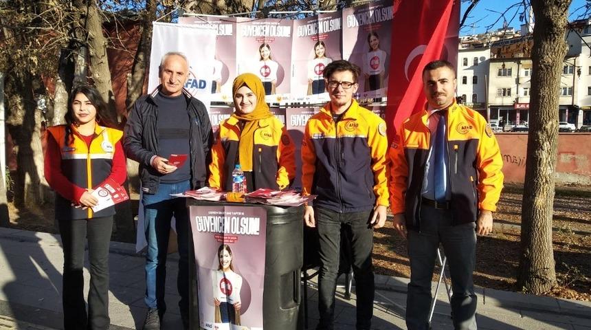 Bayburt&rsquo;ta vatandaşlar deprem sigortası konusunda bilin&ccedil;lendirildi