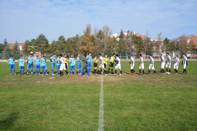 Hukuk Fakültesinden lige bol gollü başlangıç