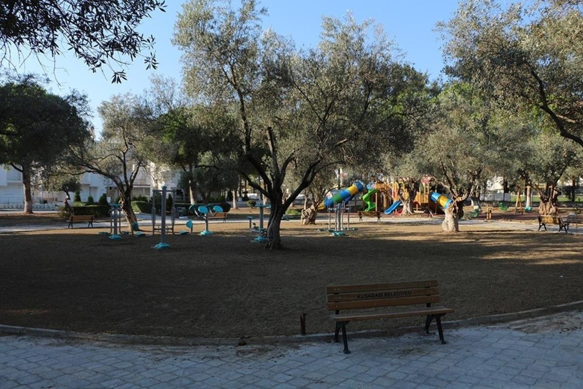 Kuşadası&rsquo;na &rsquo;9866 metre kare&rsquo; yeşil alan