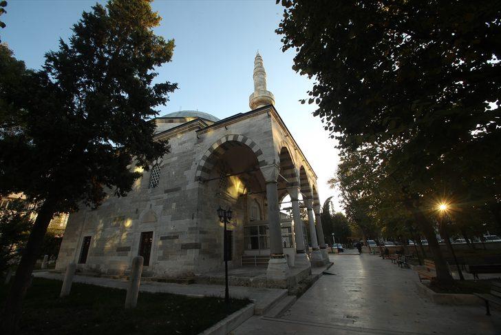 Tekirdağ'daki 480 yıllık Ayaspaşa Camisi zamana direniyor G3