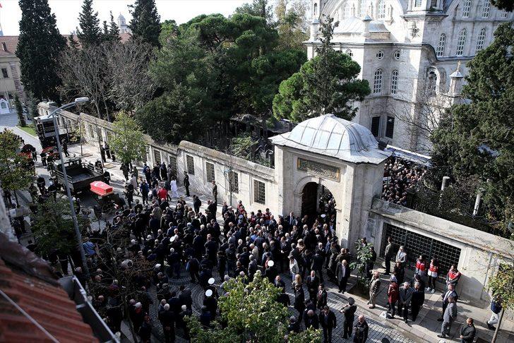 Yaşar Büyükanıt son yolculuğuna uğurlandı G4