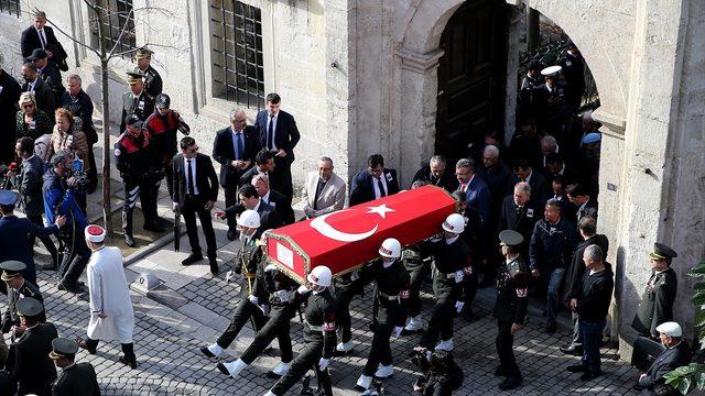 Yaşar Büyükanıt son yolculuğuna uğurlandı