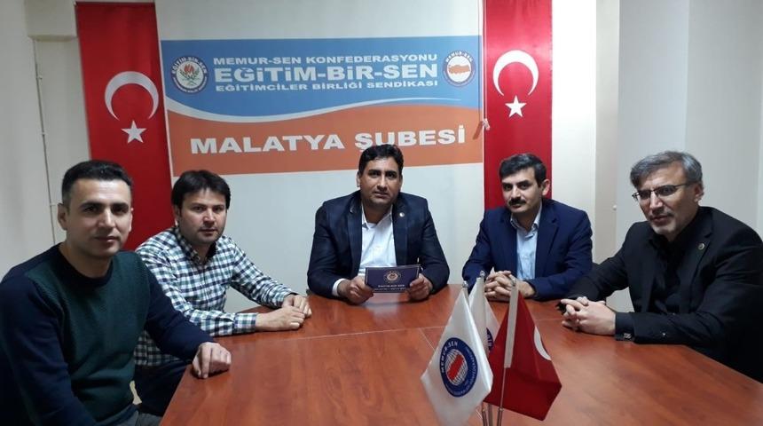 Eğitim Bir-Sen&rsquo;den &Ouml;ğretmen G&uuml;n&uuml; kutlaması