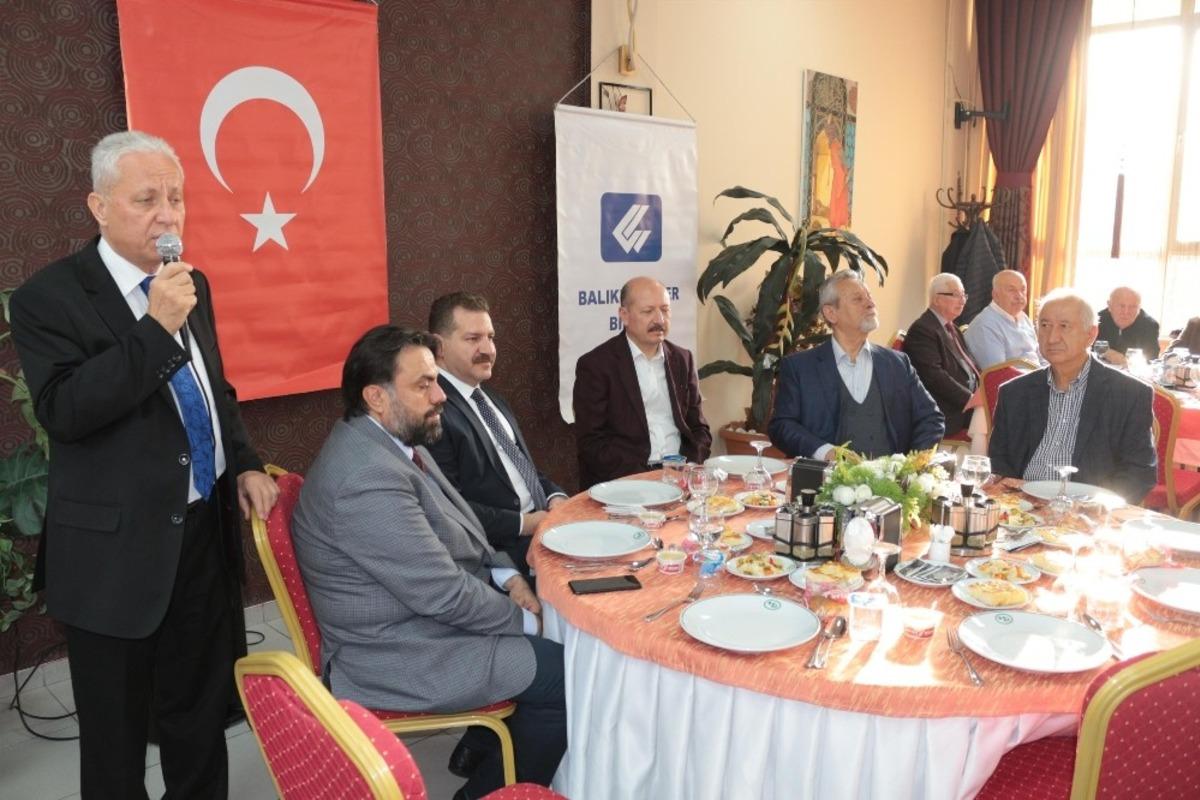 Başkan Yılmaz, İYI Parti&rsquo;li Ok&rsquo;a y&uuml;klendi