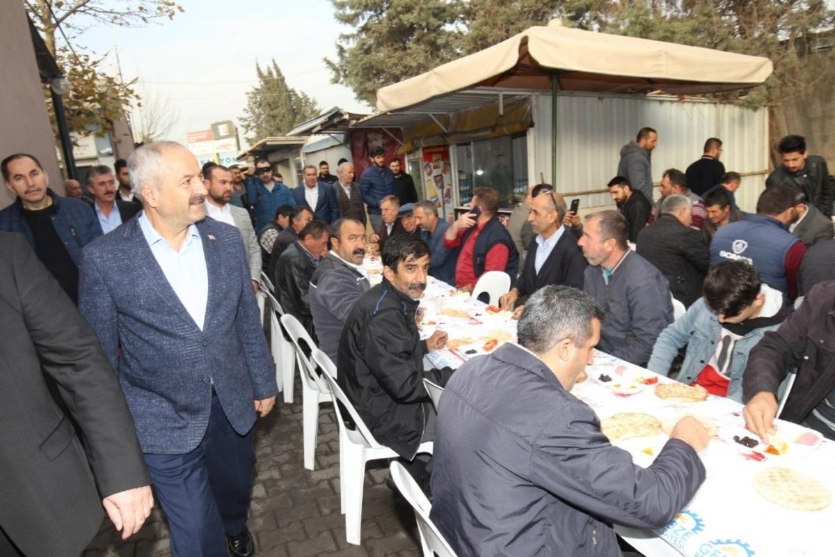 Başkan B&uuml;y&uuml;kg&ouml;z kamyoncu esnafını dinledi