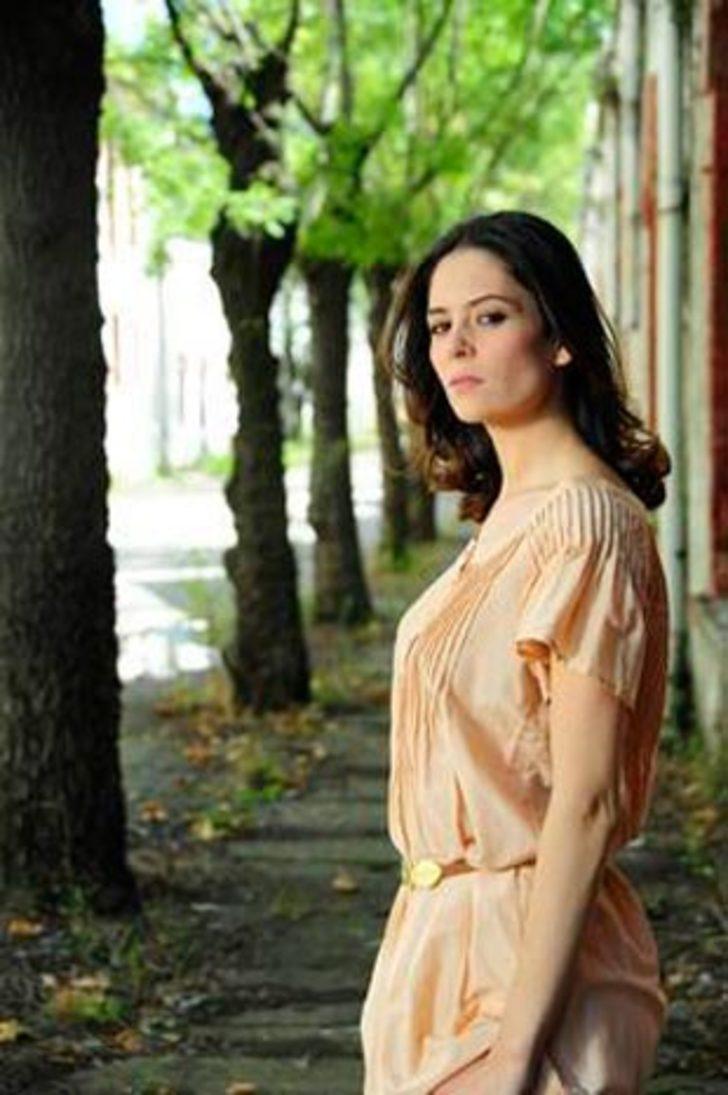 İşte ünlülerin Van depremi yorumları G4