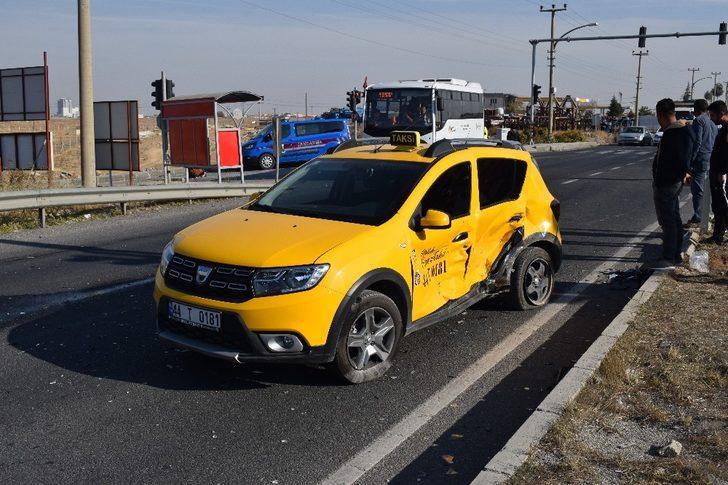 Malatya’da trafik kazası: 3 yaralı G2