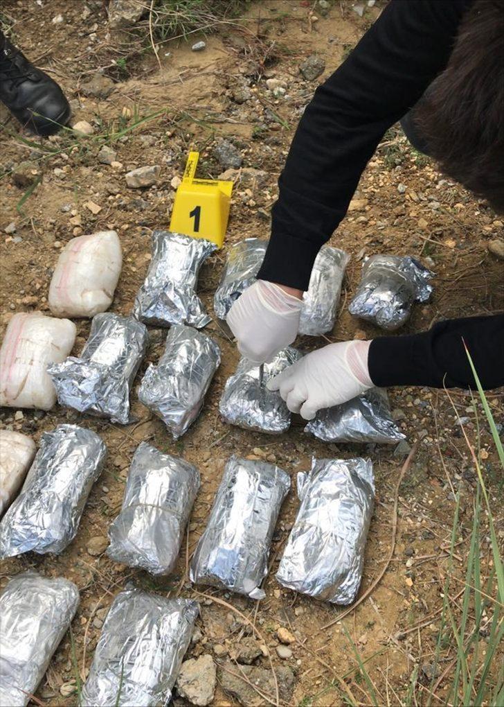 Antalya'da 11 kilogram 450 gram sentetik uyuşturucu ele geçirildi G3