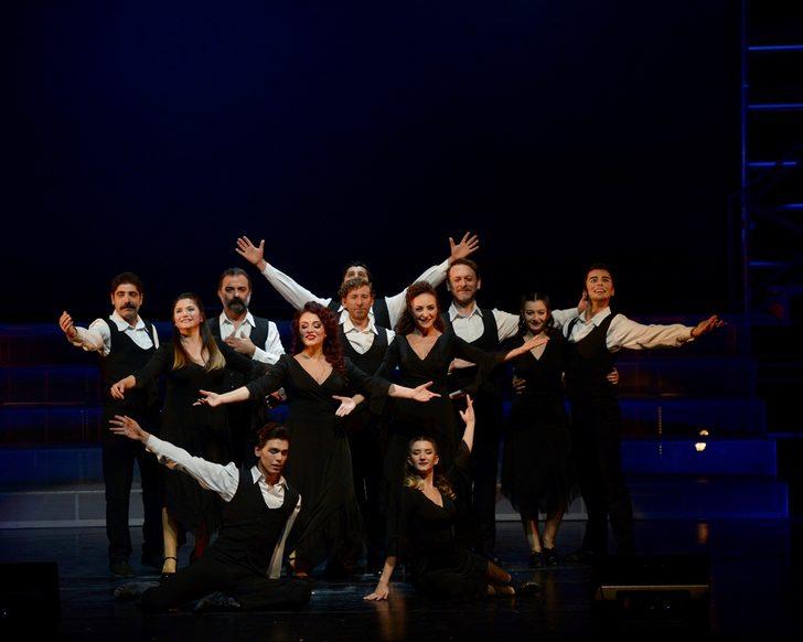 Zülfü Livaneli'nin şarkıları müzikale dönüştü G2