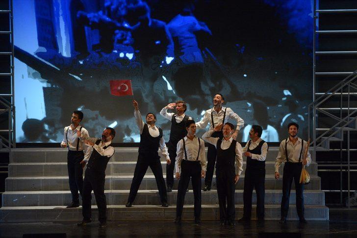 Zülfü Livaneli'nin şarkıları müzikale dönüştü G4