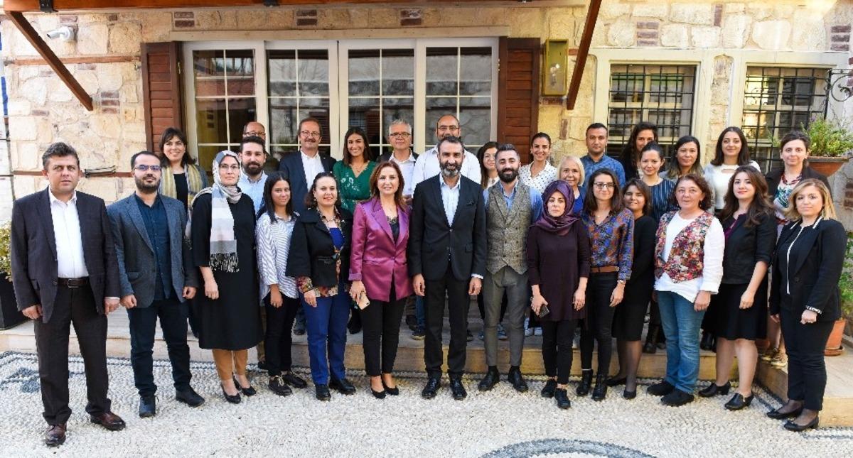 İnsan Hakları Kentleri i&ccedil;in &ccedil;alıştay