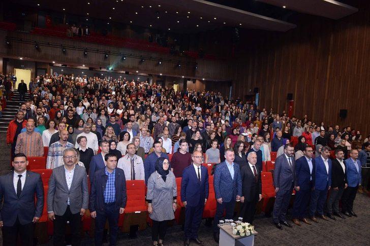 Mazhar Alanson, şarkılarını öğretmenler için söyledi G5