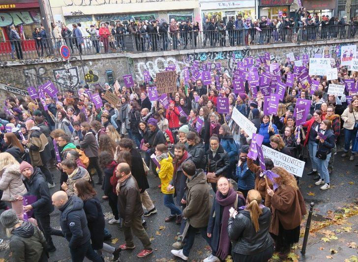 Paris’te binlerce kişi kadına şiddete karşı yürüdü G4