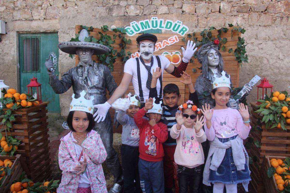 Mandalinanın başkentinde coşkulu festival