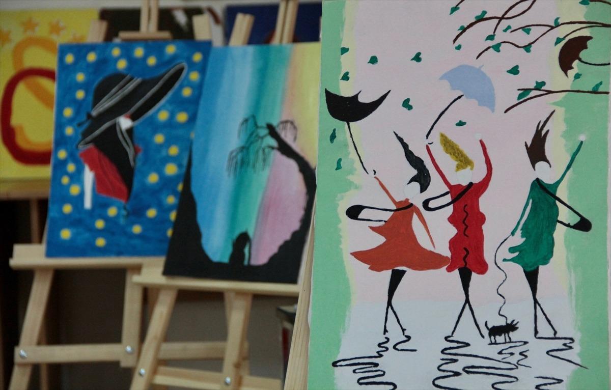 Nagihan &ouml;ğretmen, resim yeteneğini keşfettiği &ouml;ğrencisinin hayatına dokundu