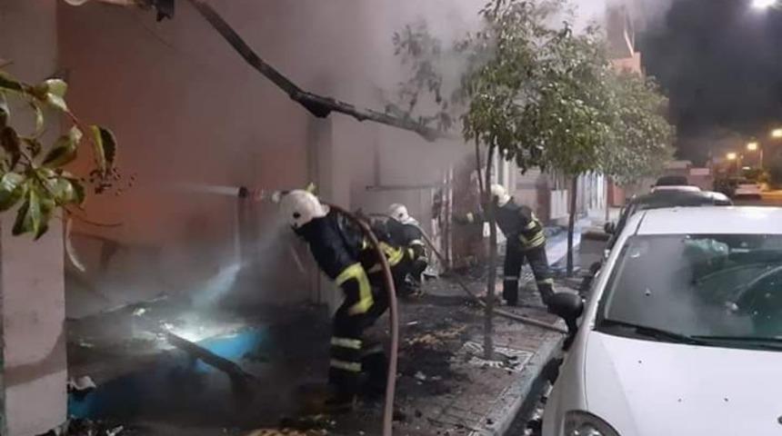 S&ouml;ke&rsquo;de koltuk tamir at&ouml;lyesinde &ccedil;ıkan yangın korkuttu