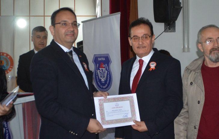 Bafra’da Öğretmenler Günü kutlandı G3